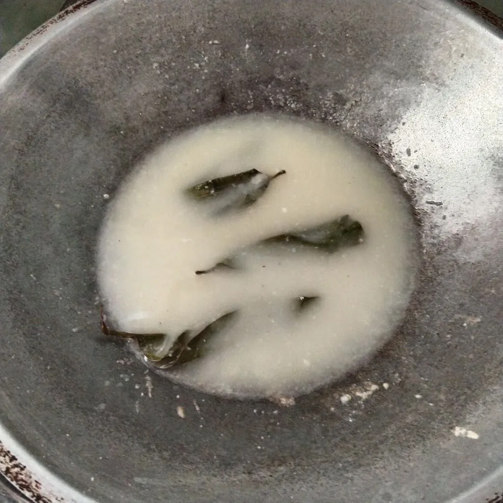 Step 4 Sate Telur