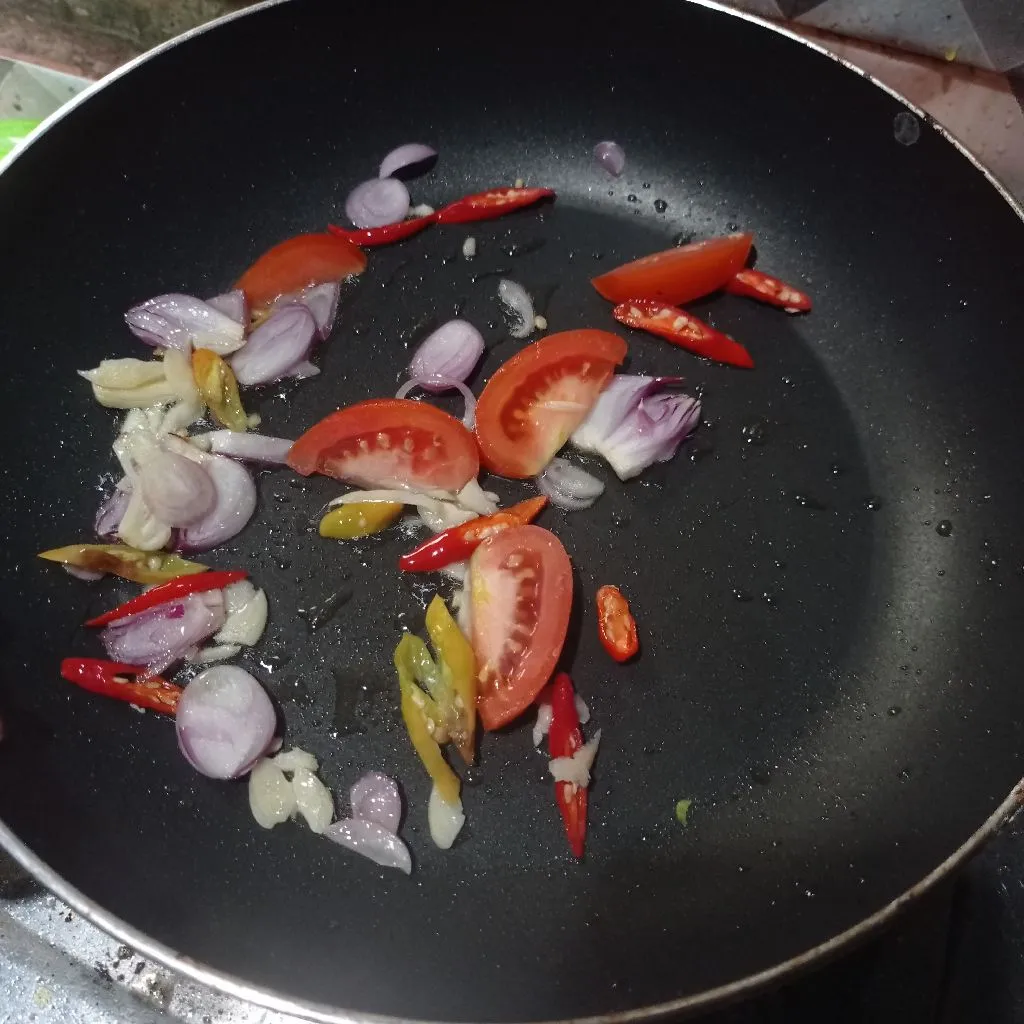 Step 3 Tumis Kangkung Tahu
