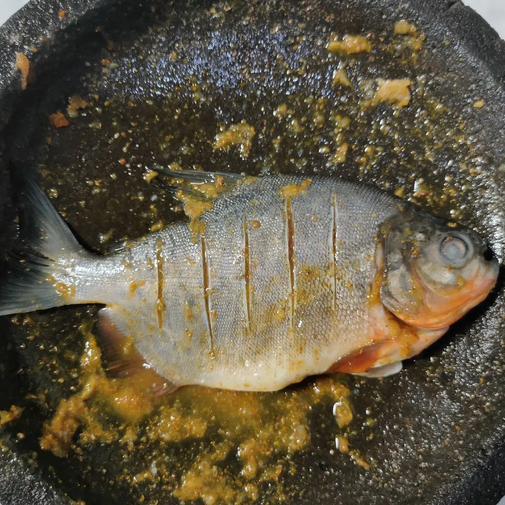 Step 3 Bawal Goreng Sambal Terasi Mentah