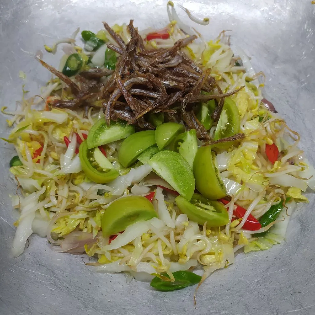 Step 5 Oseng Taoge Teri Sawi Putih