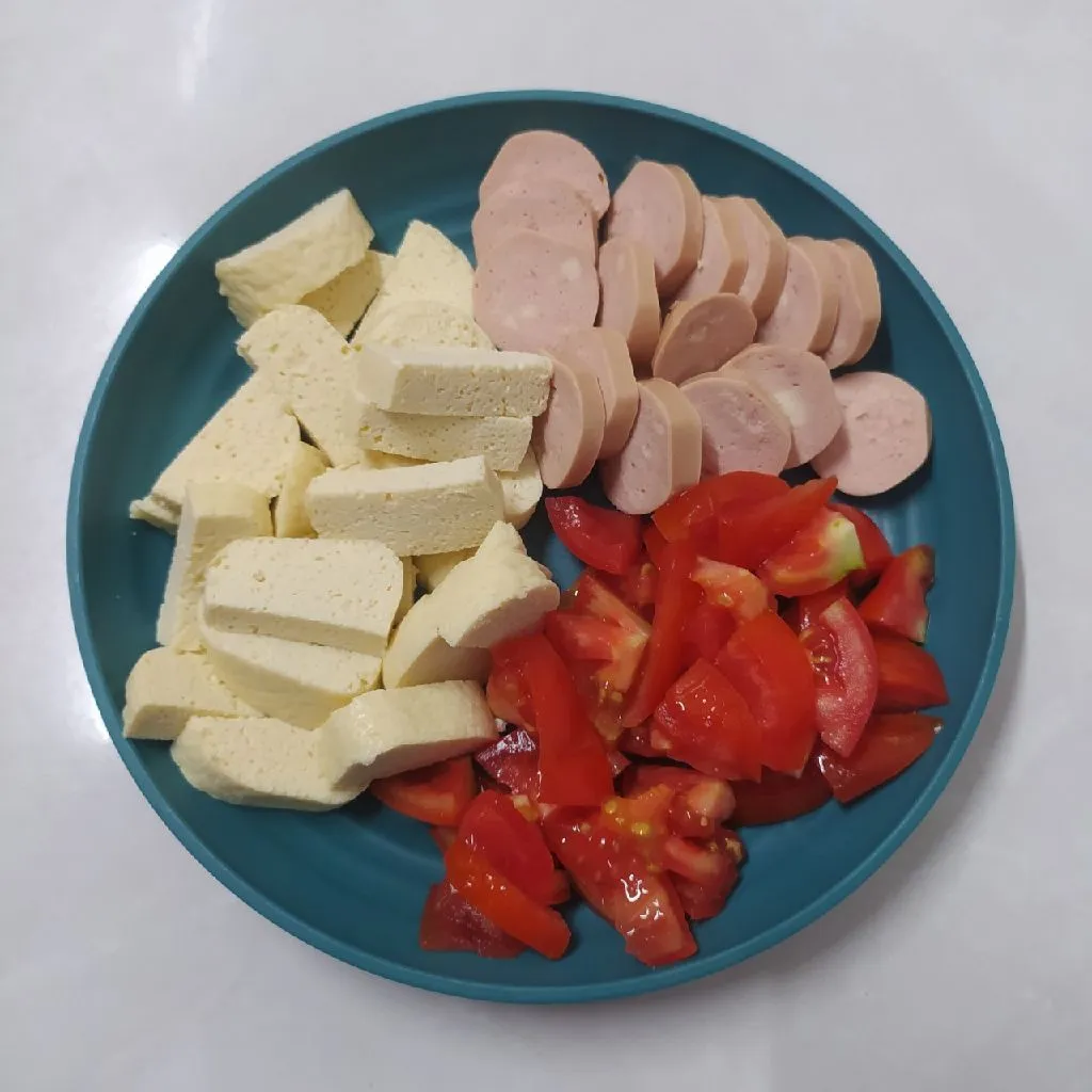 Step 1 Sup Tomat Tofu Sosis