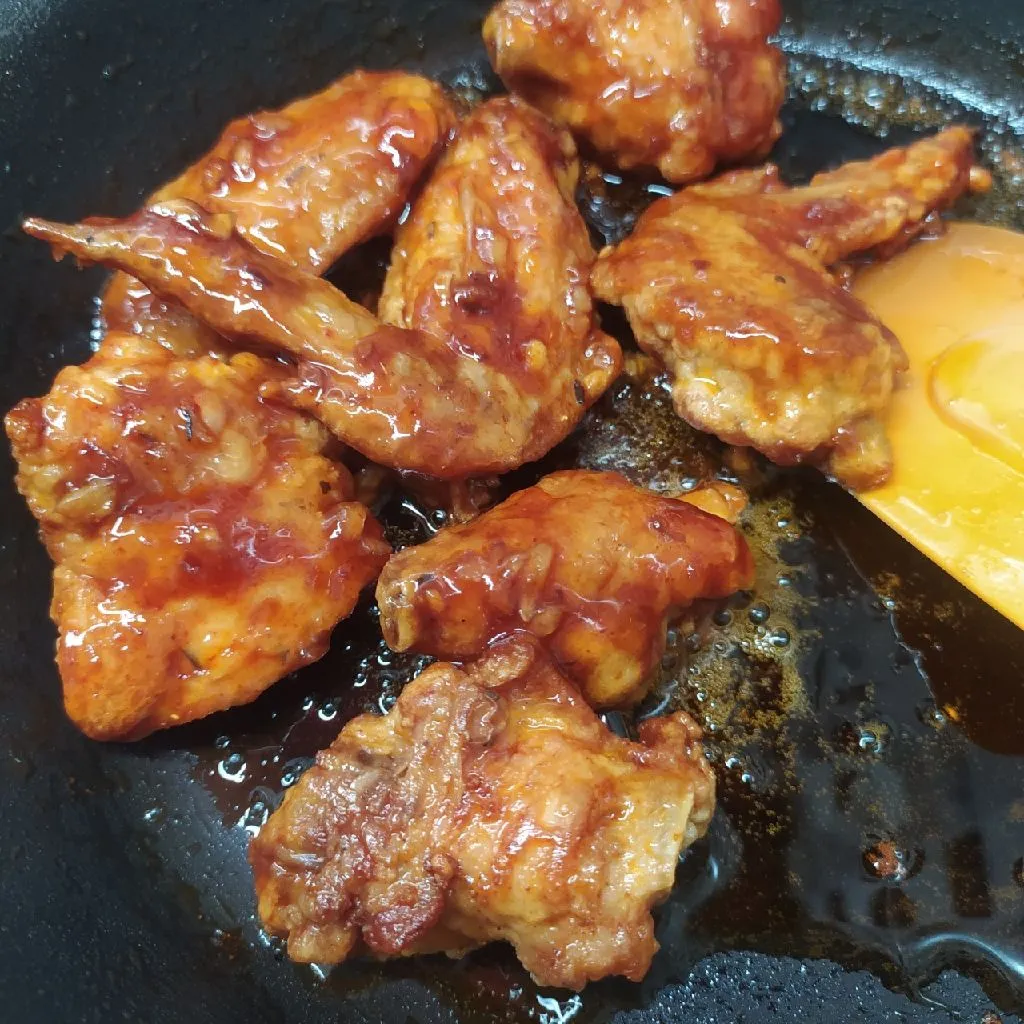 Step 6 Yangnyeom Tongdak