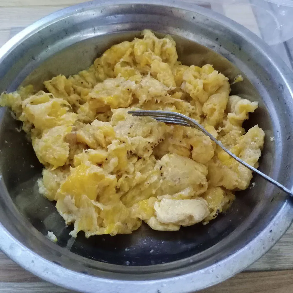 Step 2 Bola Pisang Keju Crispy