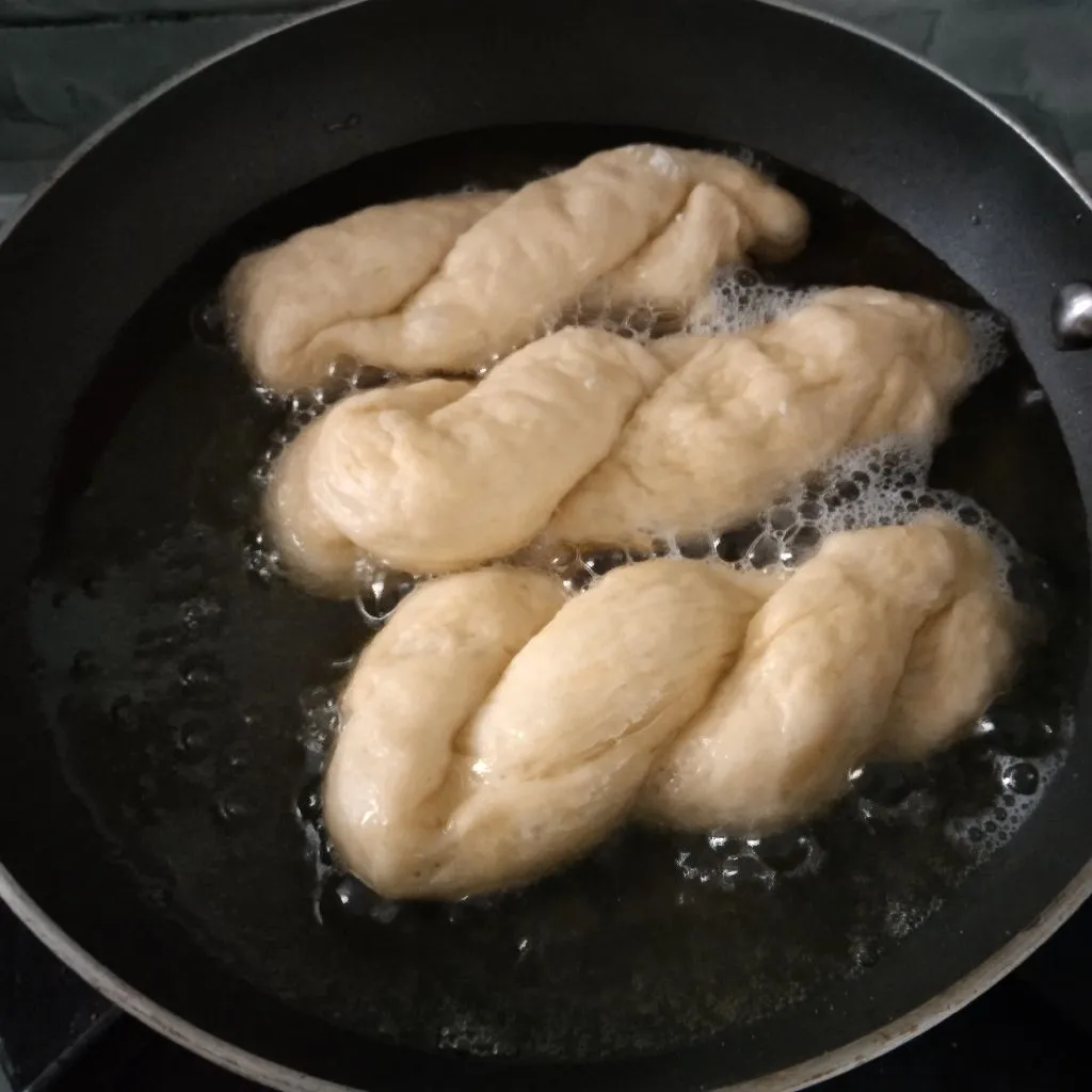Step 8 Kkwabaegi (Donat Korea)