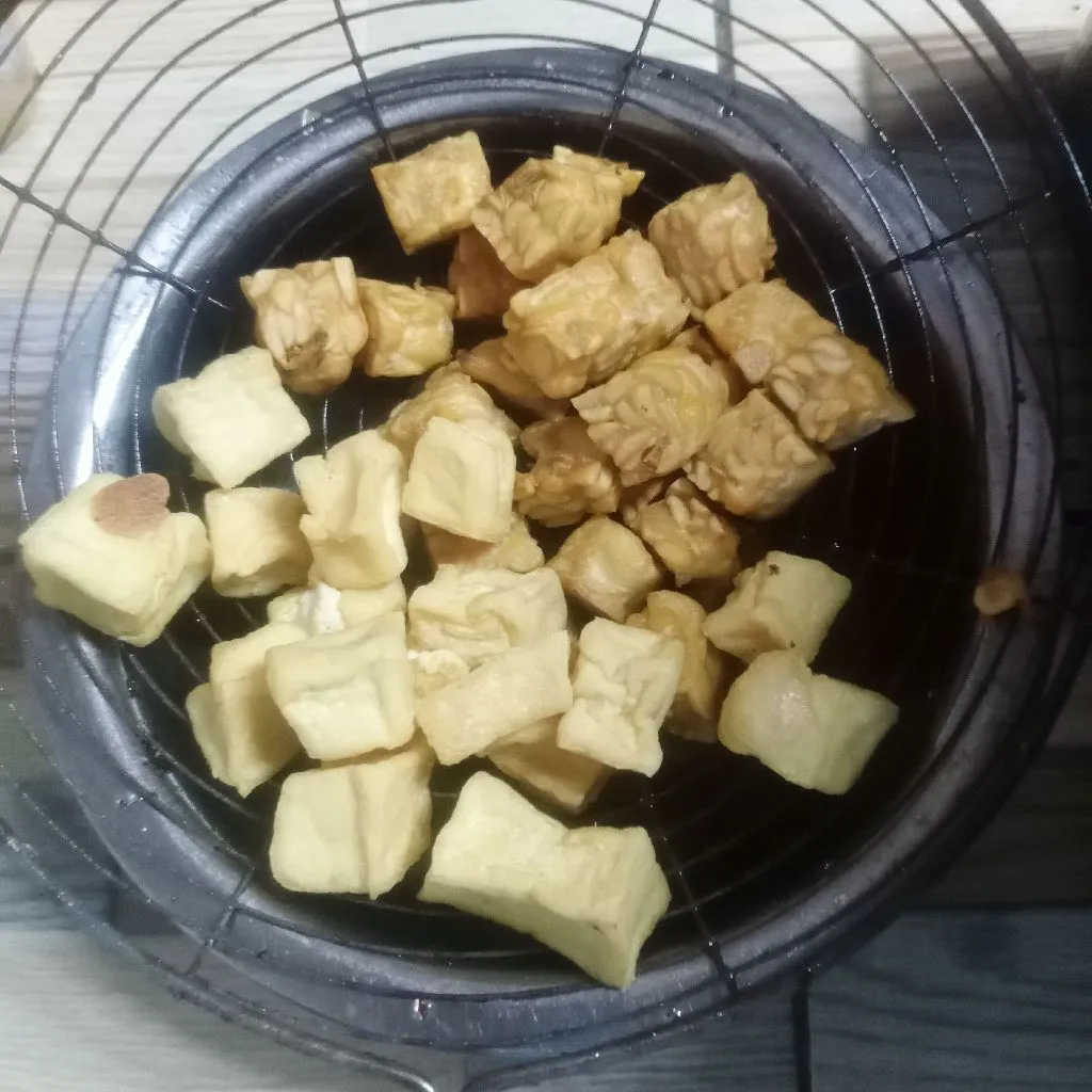 Step 1 Sambal Goreng Nyemek Tahu Tempe
