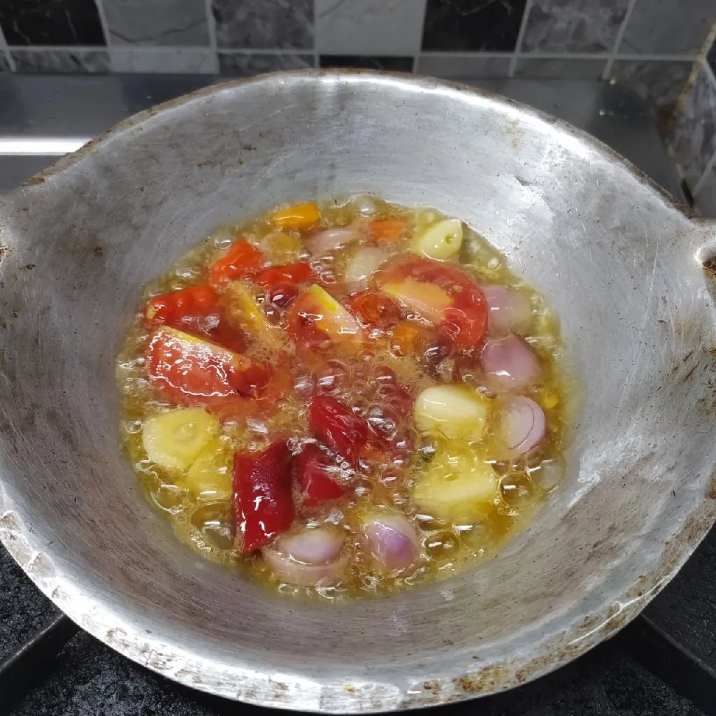 Step 5 Ikan Mujaer Goreng Sambal Kencur