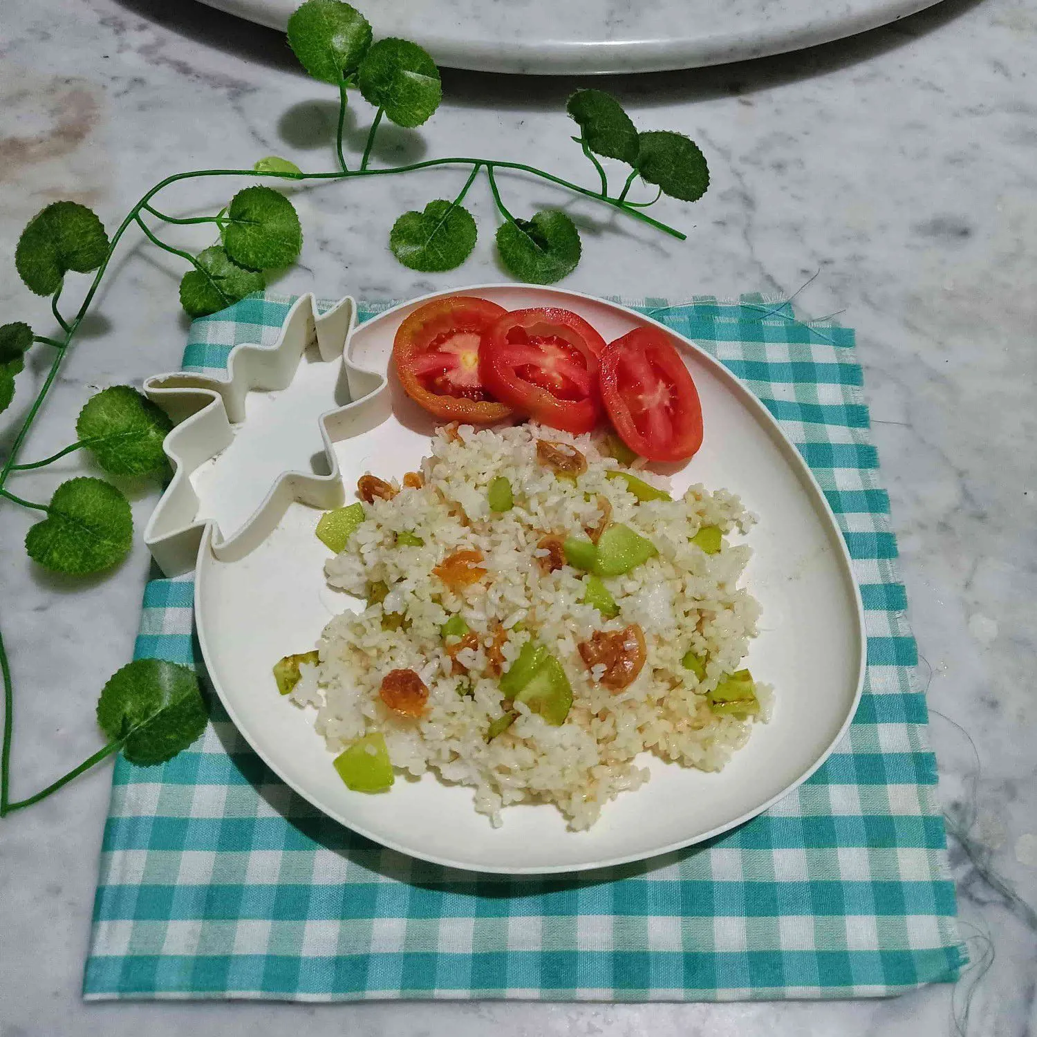 Nasi Goreng Waluh Hijau Topping Ebi