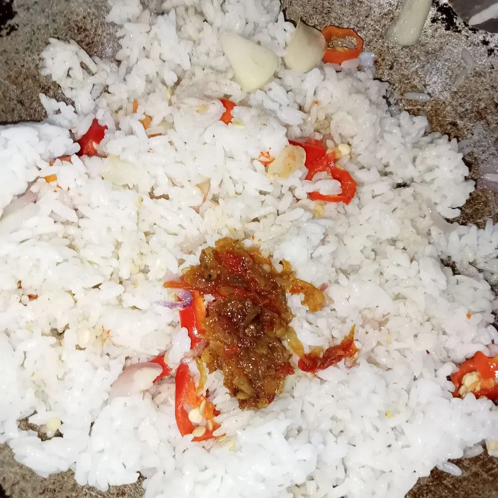 Step 4 Nasi Goreng Sambal Rebon