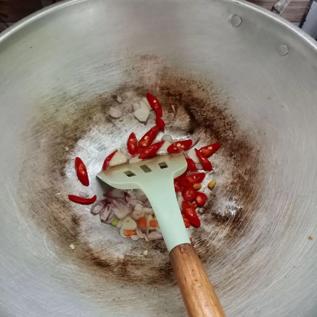 Step 2 Tumis Jamur Bulan