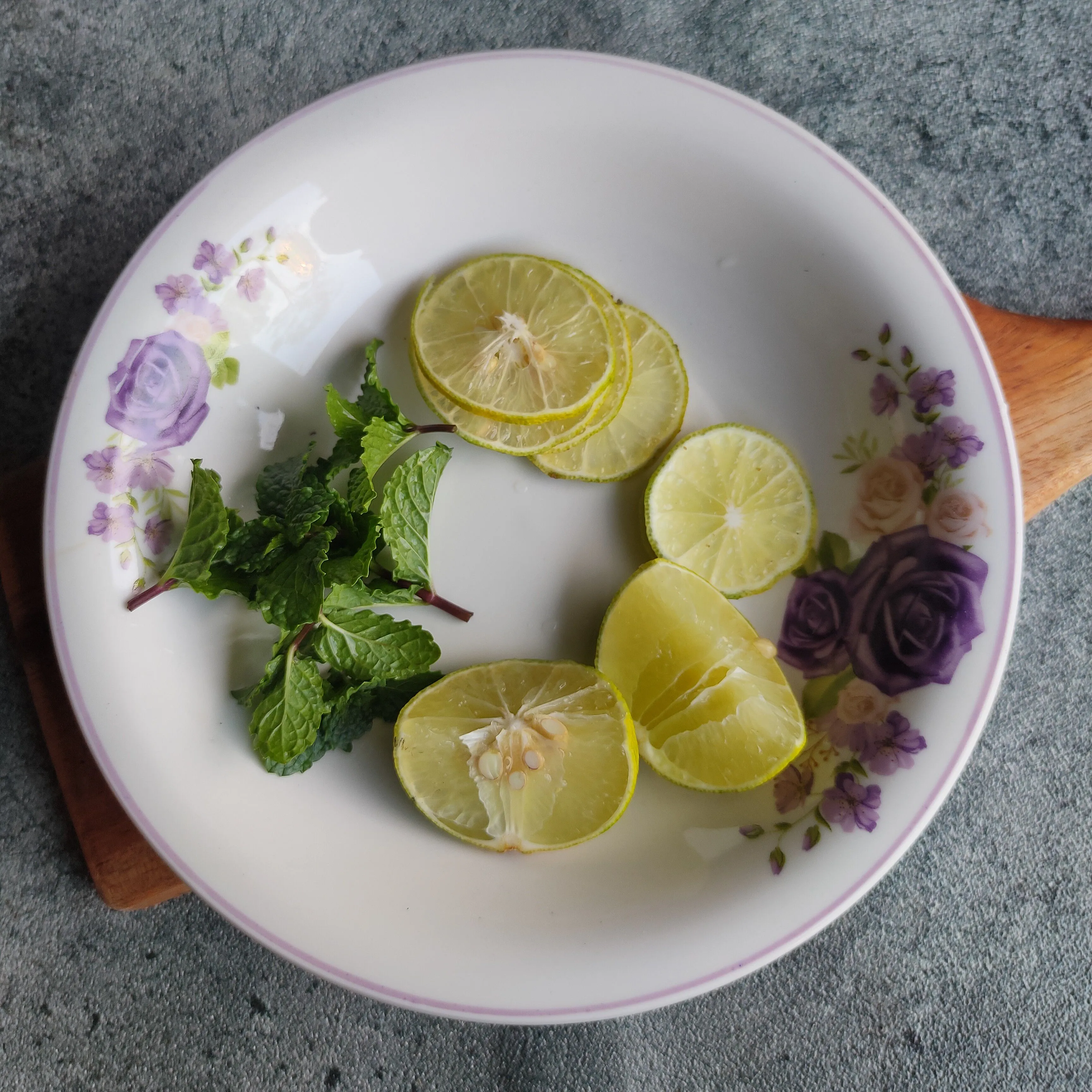 Step 1 Lime Mojito