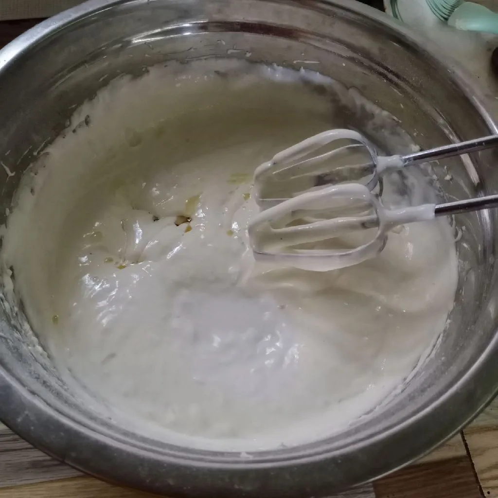 Step 3 Bolu Kukus Tiramisu Putih Telur