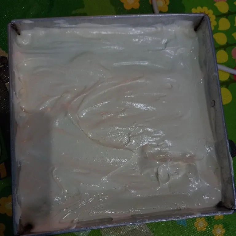 Step 4 Bolu Gulung Isi Selai Kacang Keju