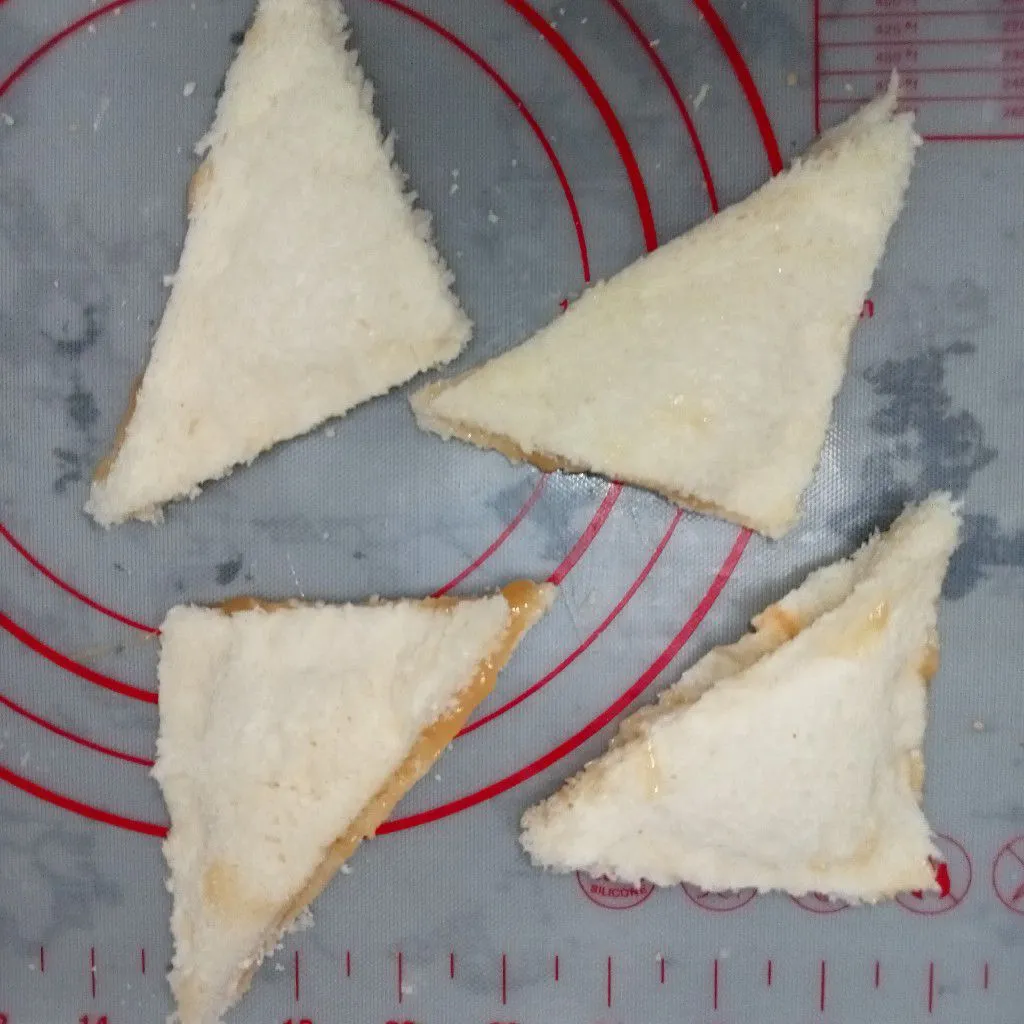 Step 2 Roti Goreng Dulce de Leche