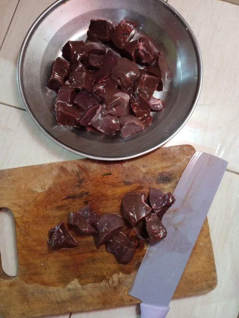 Step 1 hati masak kuah pedas