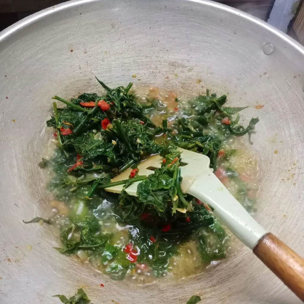 Step 6 Tumis Pakis