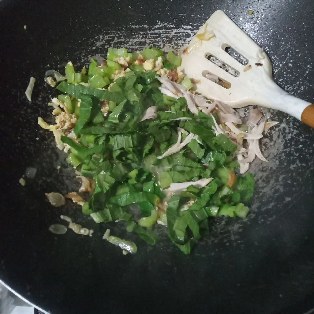Step 5 Nasi Goreng Ayam Batang Sawi
