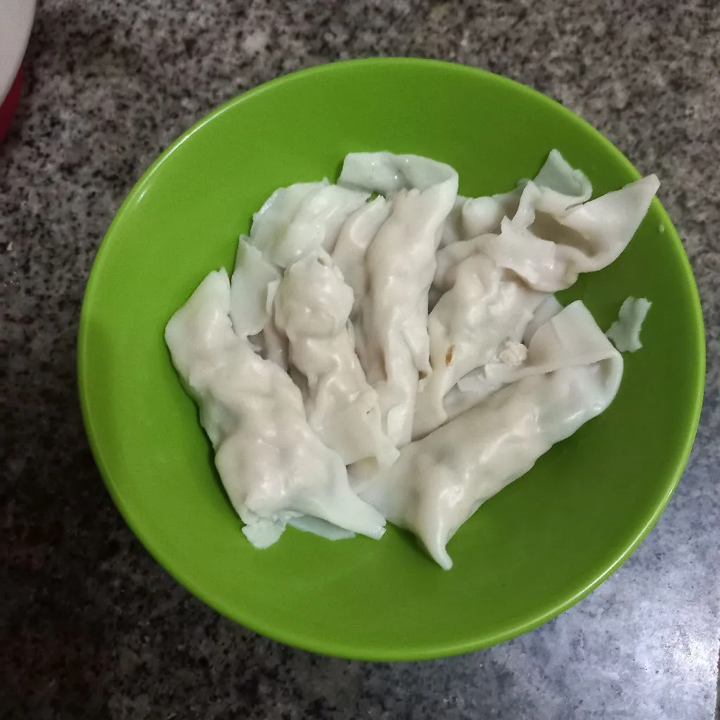 Step 1 Orak-Arik Pangsit Basah Pedas