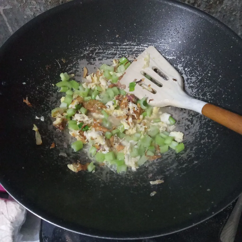 Step 4 Nasi Goreng Ayam Batang Sawi