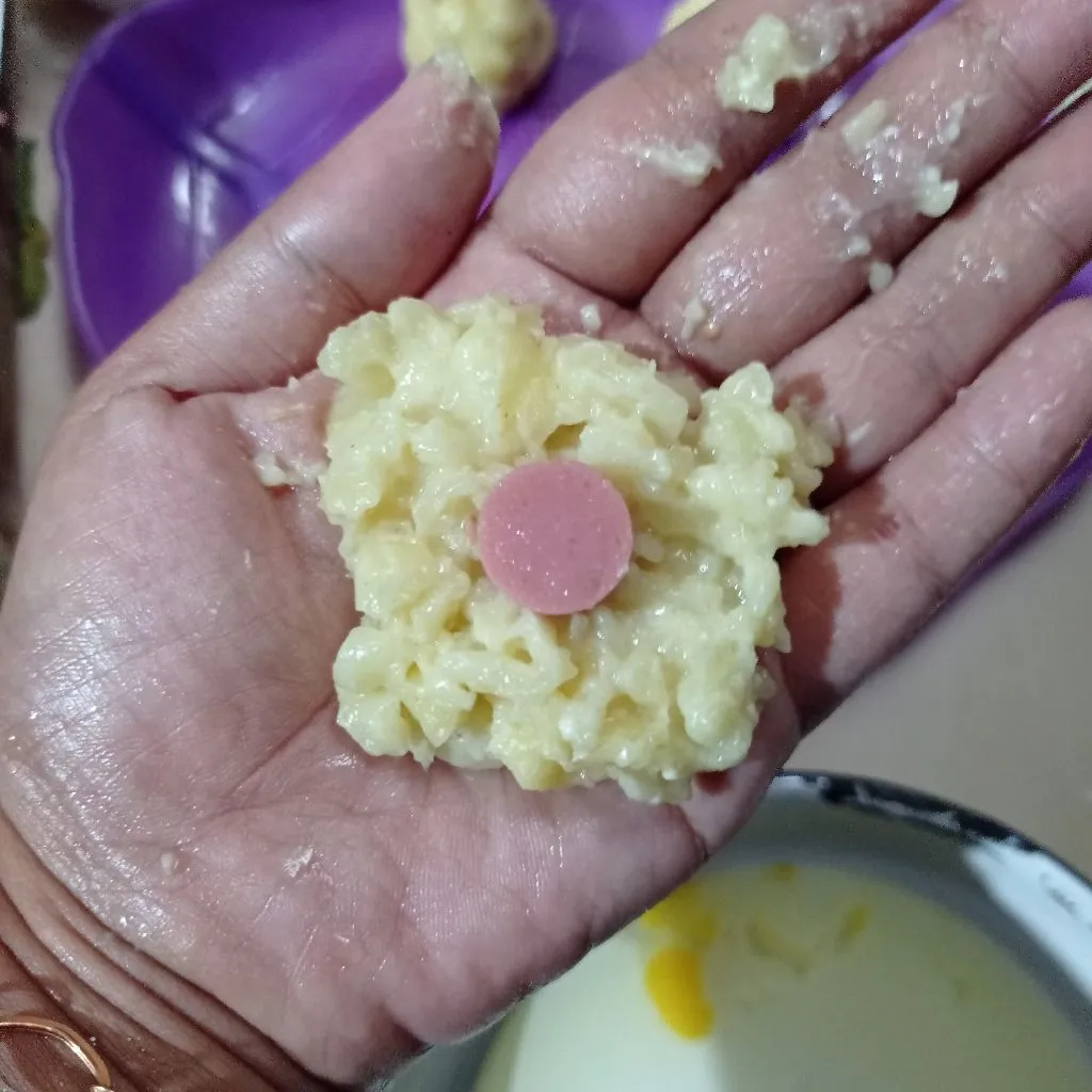 Step 4 Macaroni cheese balls