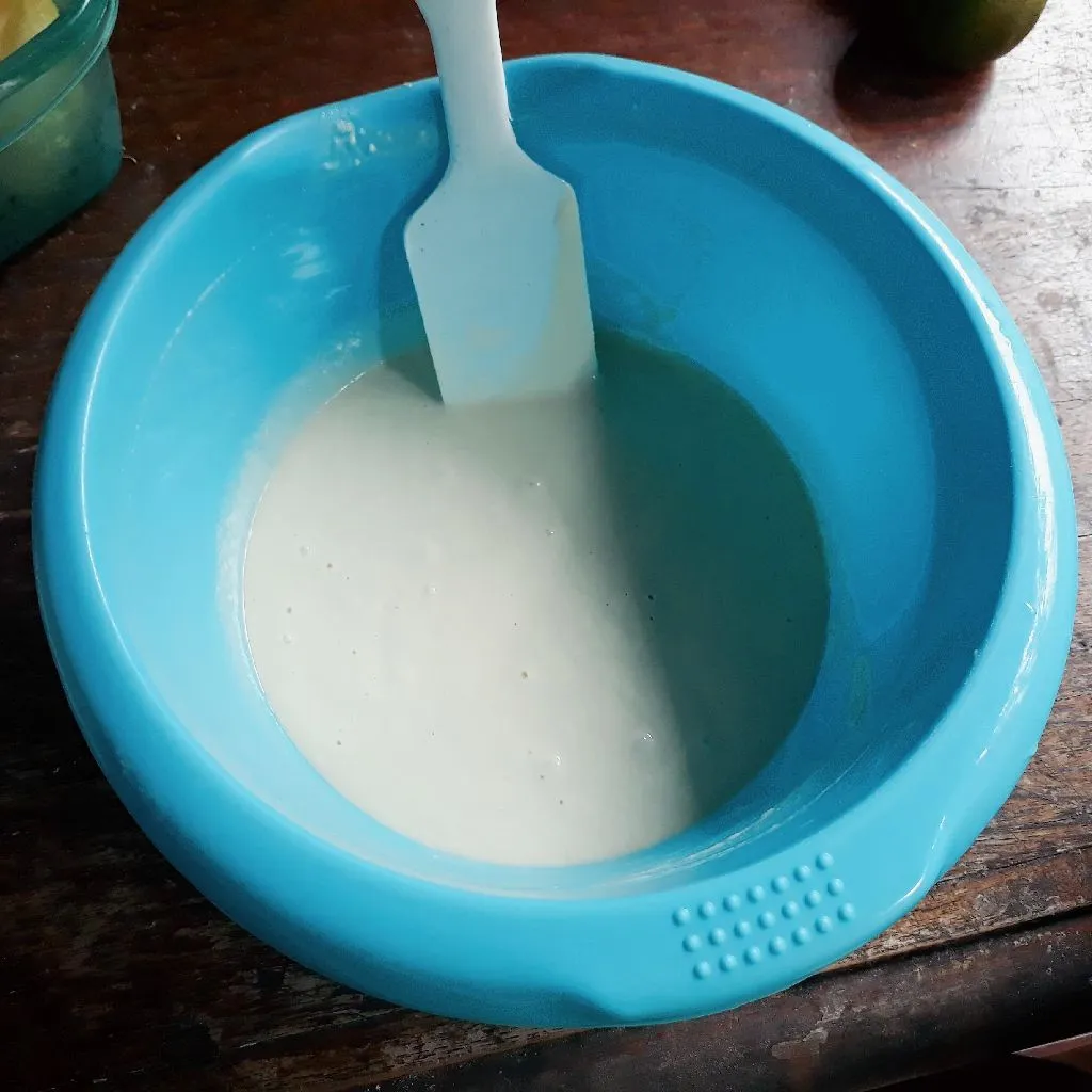 Step 1 Martabak Manis Lipat