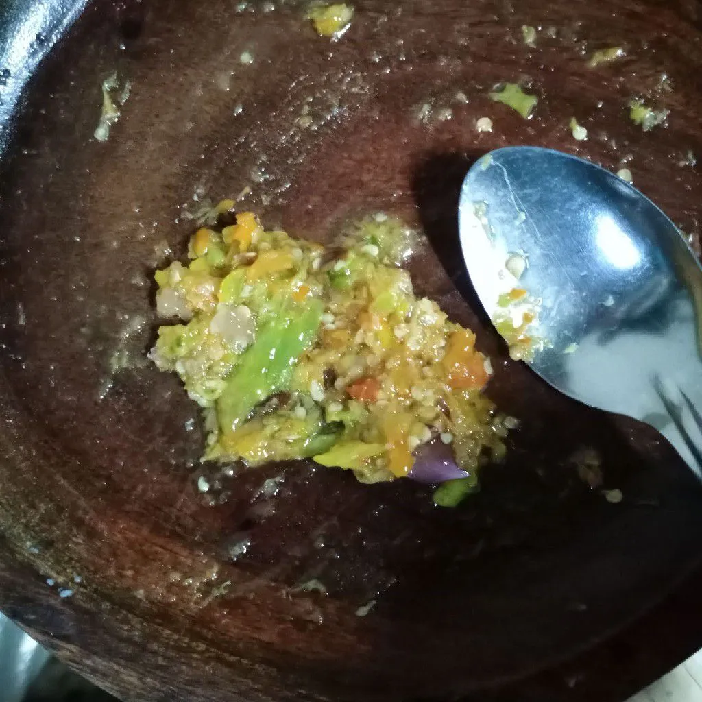 Step 6 Ikan Kembung Goreng Sambal Bawang