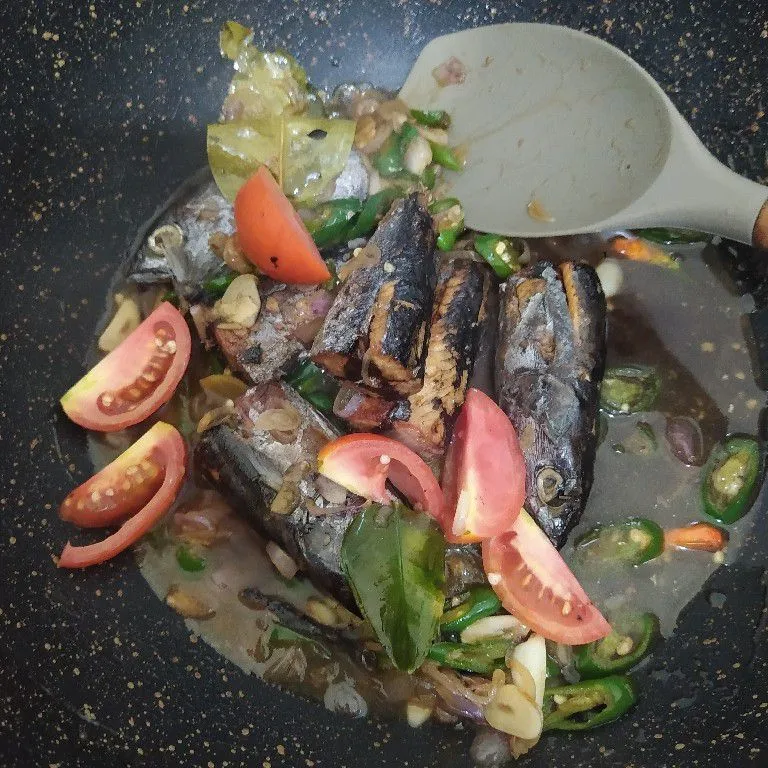 Step 5 Tongkol Kecap Cabe Hijau