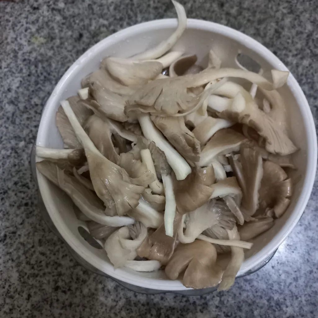 Step 2 Jamur Pangsit Saus Tiram