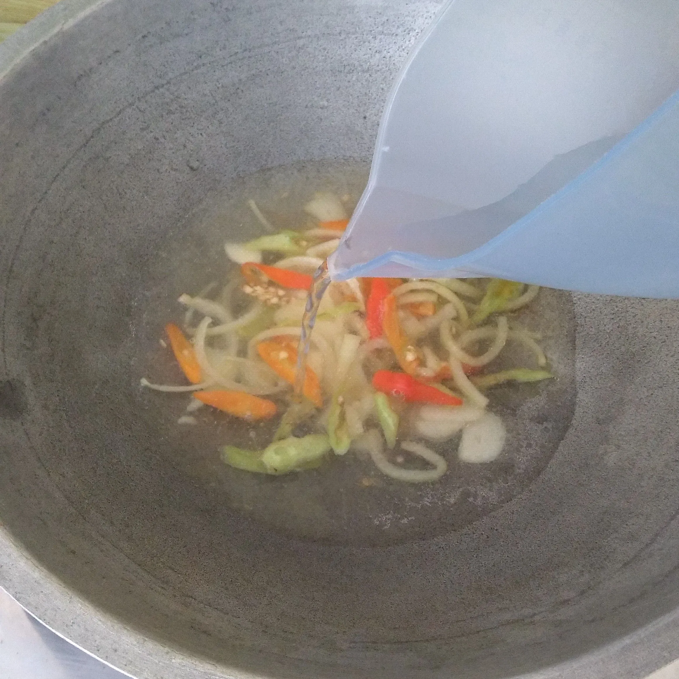 Step 3 Telur Ceplok Masak Kuah Kecap