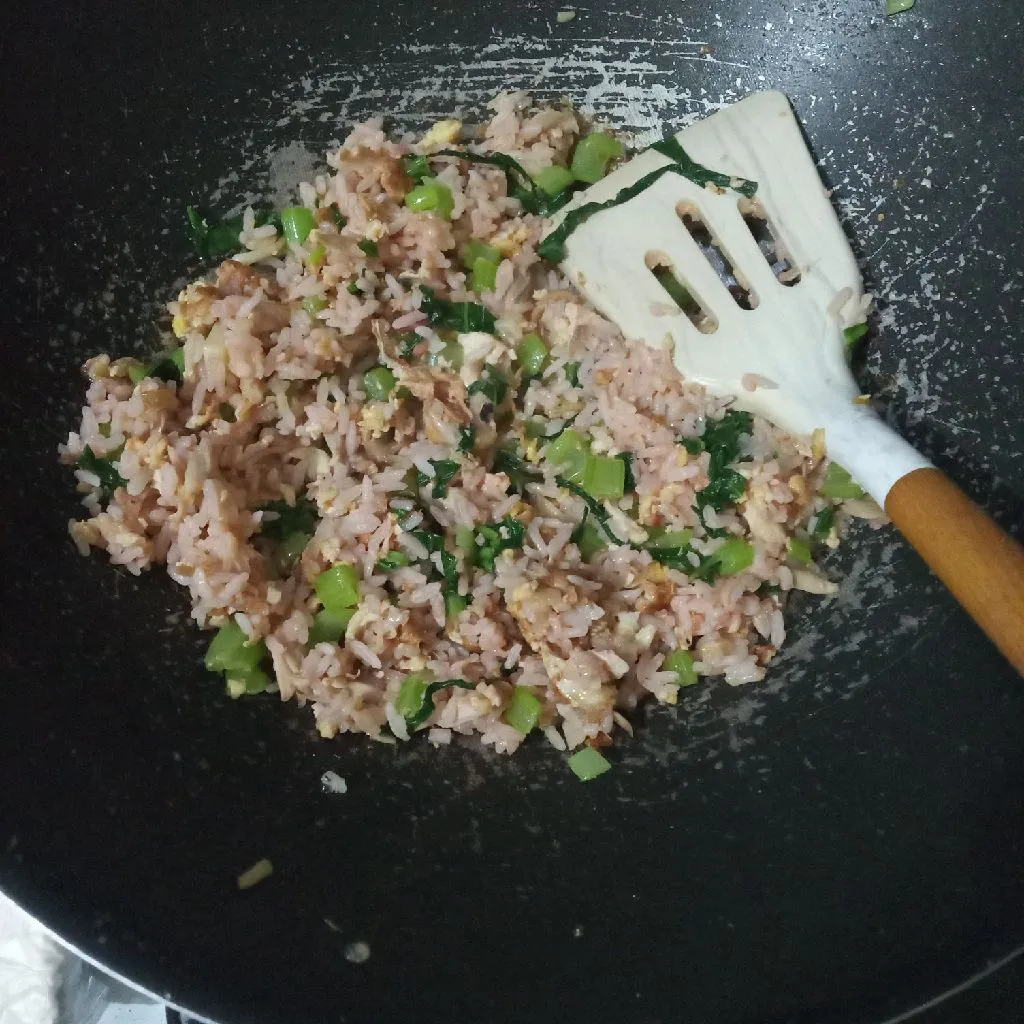 Step 7 Nasi Goreng Ayam Batang Sawi
