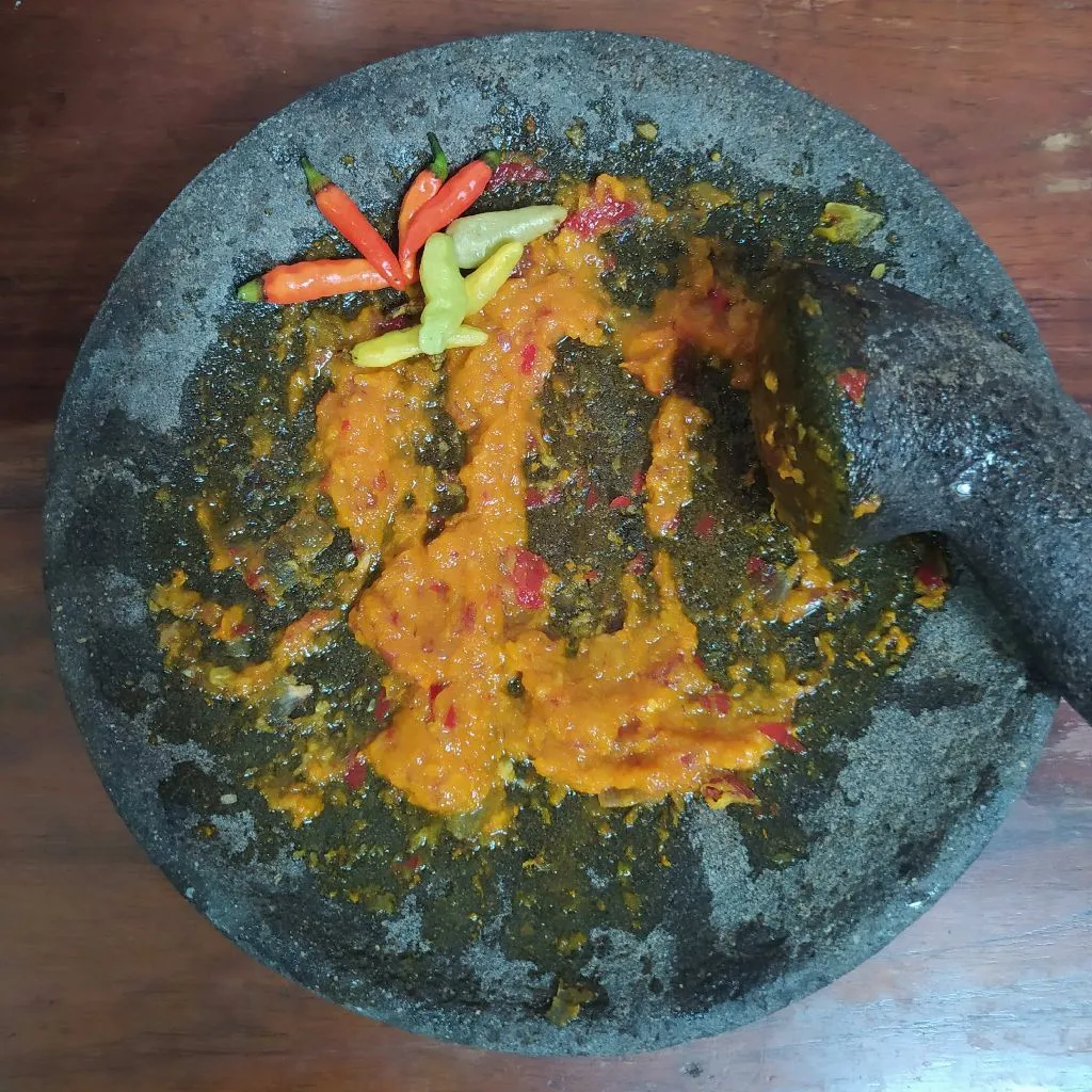Step 2 Telur Tahu Tempe Kuah Santan Kuning