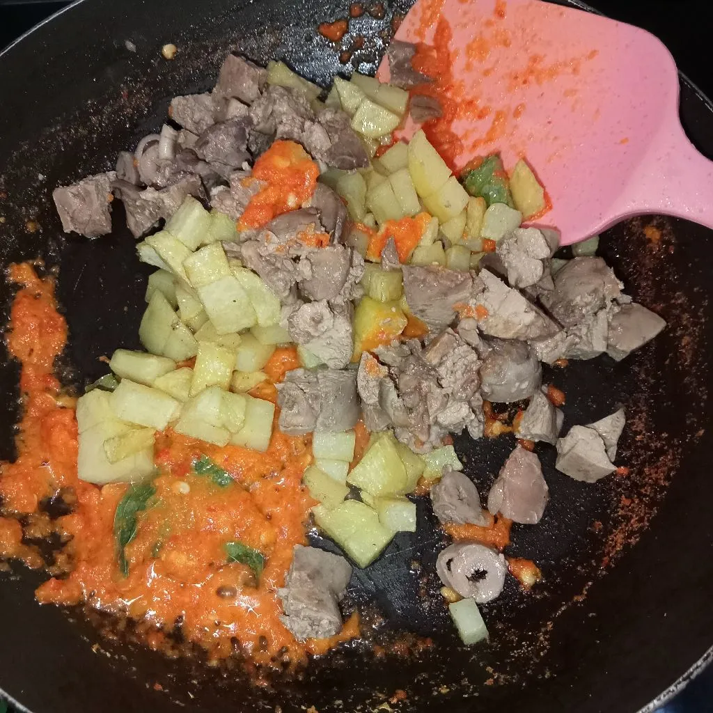 Step 4 Sambal Goreng Kentang Hati