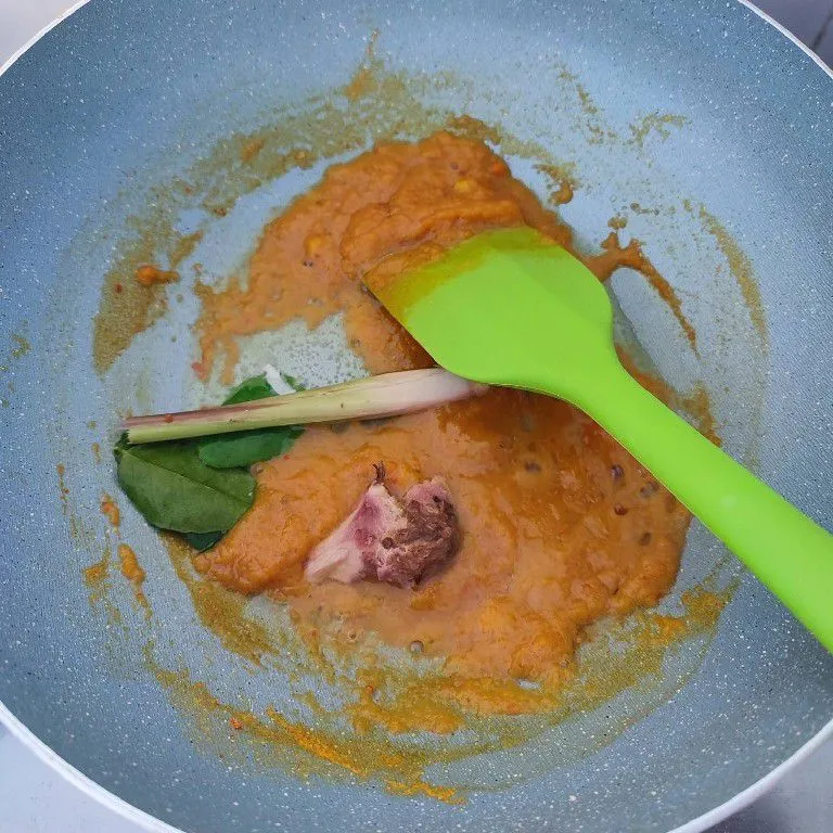 Step 2 Sambal Siam Ayam Telur Puyuh