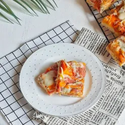 Pizza Empuk Tanpa Ulen