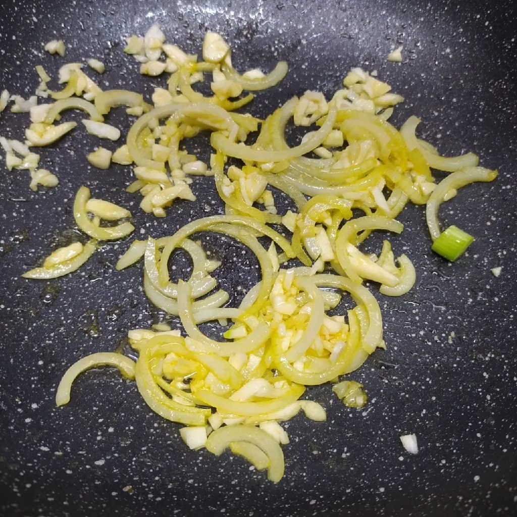 Step 1 Nasi Goreng Oriental