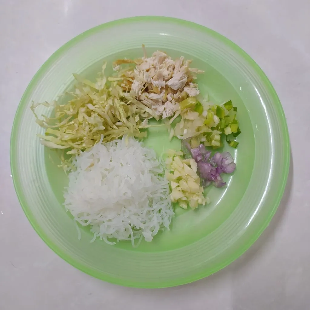 Step 1 Takoyaki Bihun