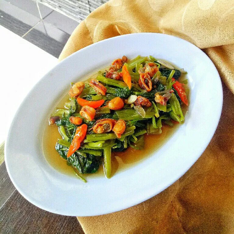 Cah Kangkung Cumi Asin