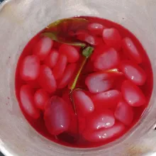 Masak selama 30 menit atau hingga air menyusut, sajikan dingin.