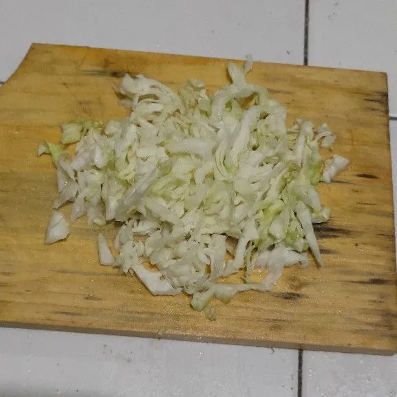 Iris tipis-tipis daun kol.