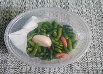 Tips Menyimpan Cabe