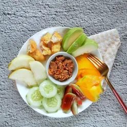 Rujak Buah Sambal Kering