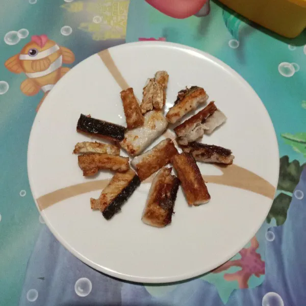 Setelah matang, angkat. Siap disajikan.