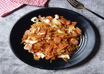 Mie Panjang Umur