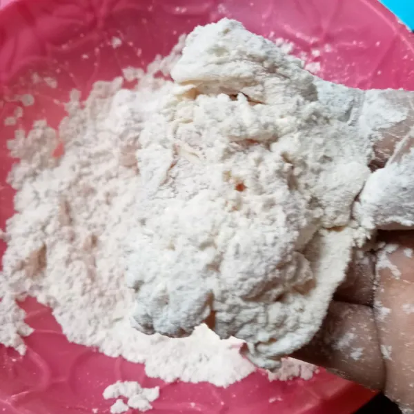 Baluri lagi dengan bahan kering sampai merata.