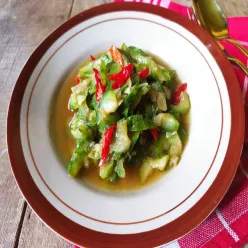 Sayur Oyong Kuah Segar