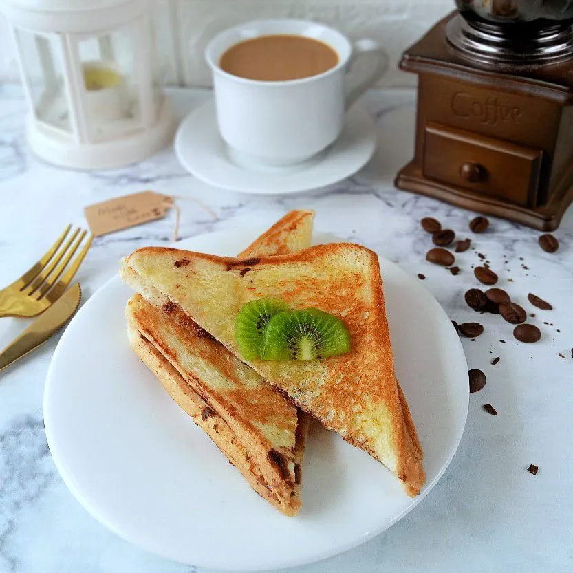 Roti Bakar Meises Gula Palem