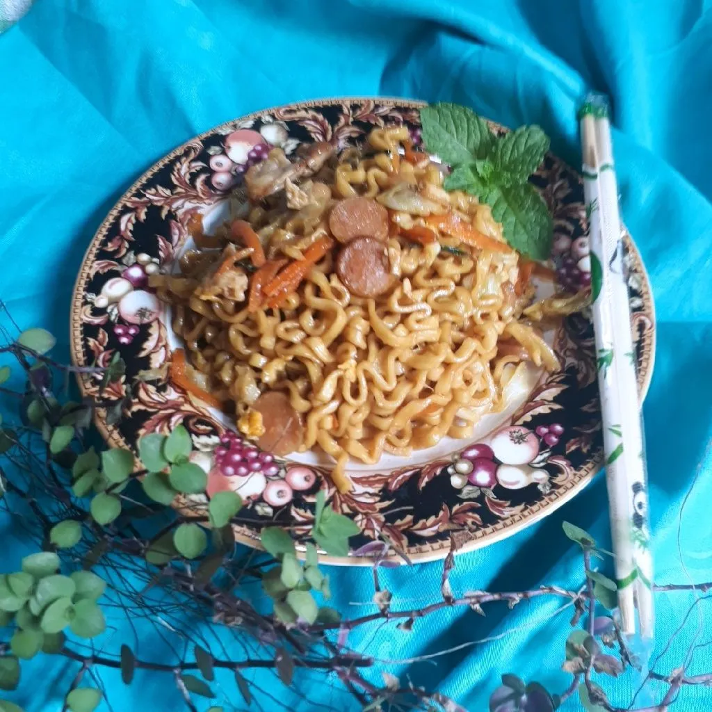 Mie Goreng Sosis