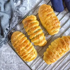 Roti Pisang Coklat