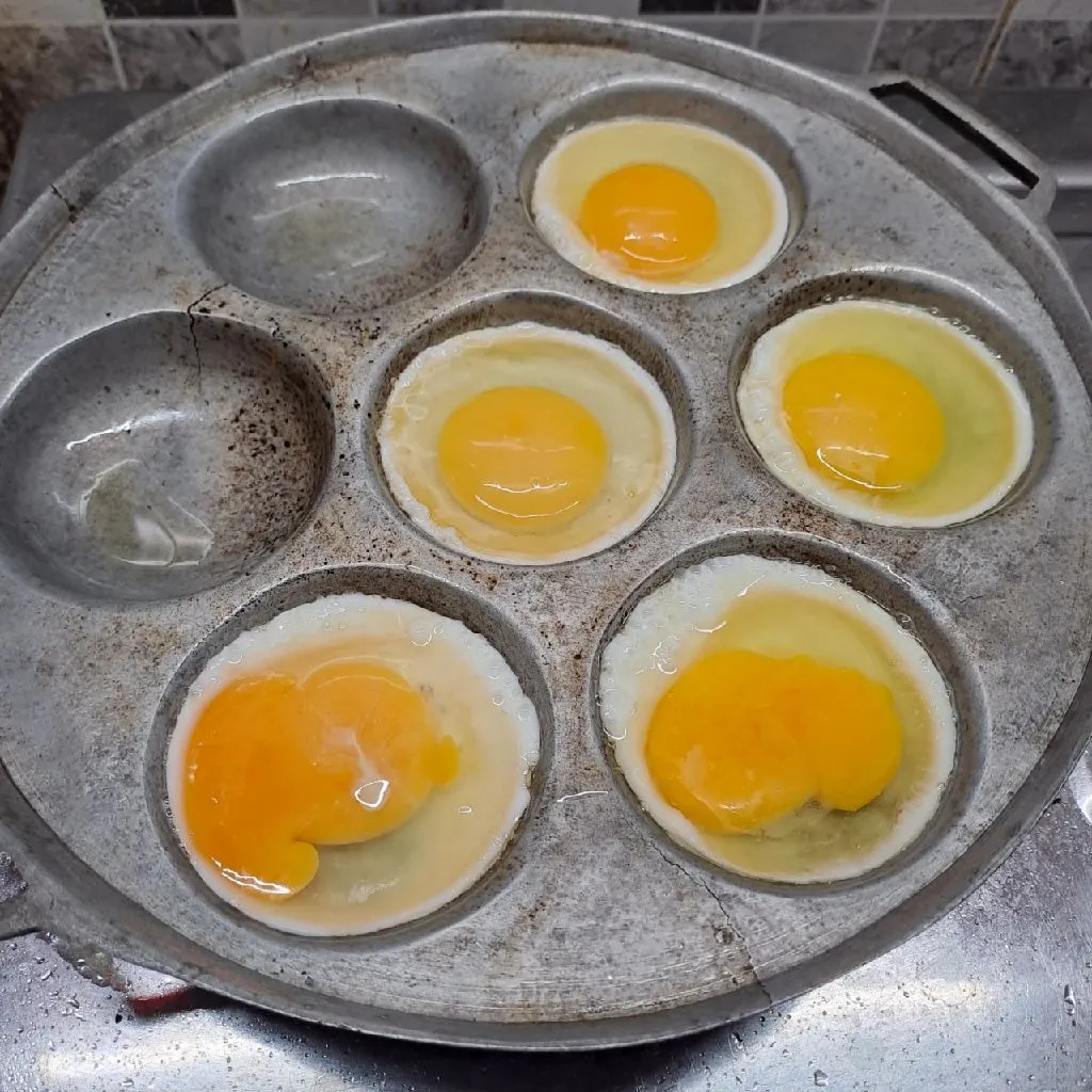 Step 1 Telur Ceplok Saus Inggris