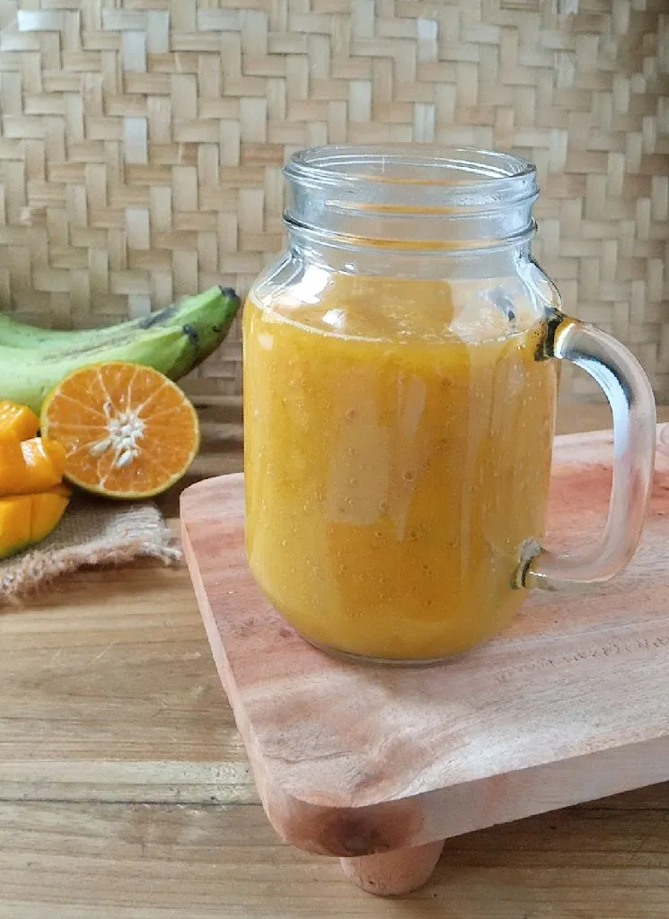 Banana, mango, and orange smoothies #SmoothiesSobatYummy