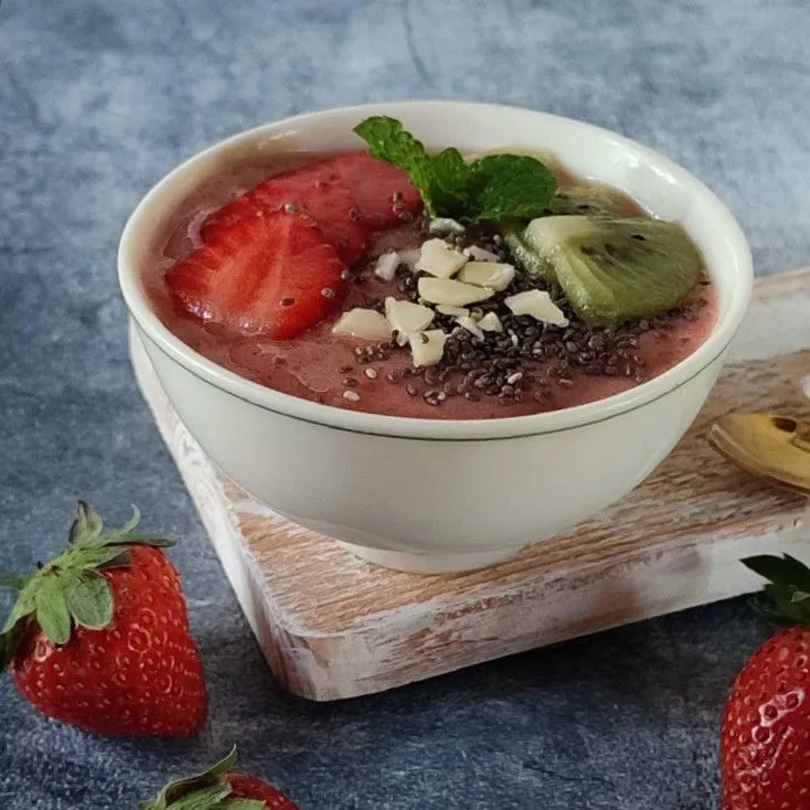 Smoothies Kiwi Tomat Strawberry #SmoothiesSobatYummy